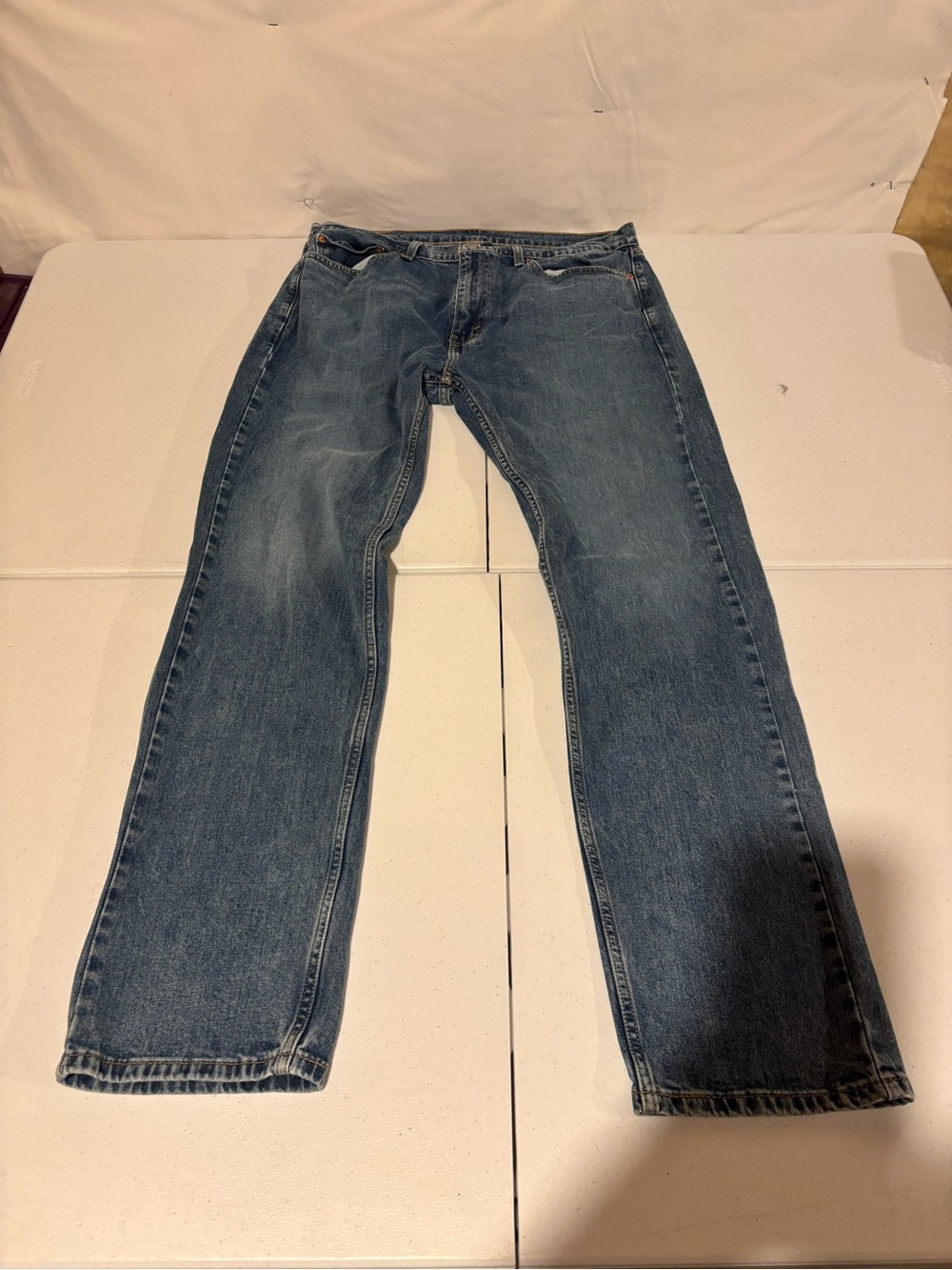 Levi’s 505 Straight Leg Blue Denim Jeans Men’s Size 36x34 Medium Wash